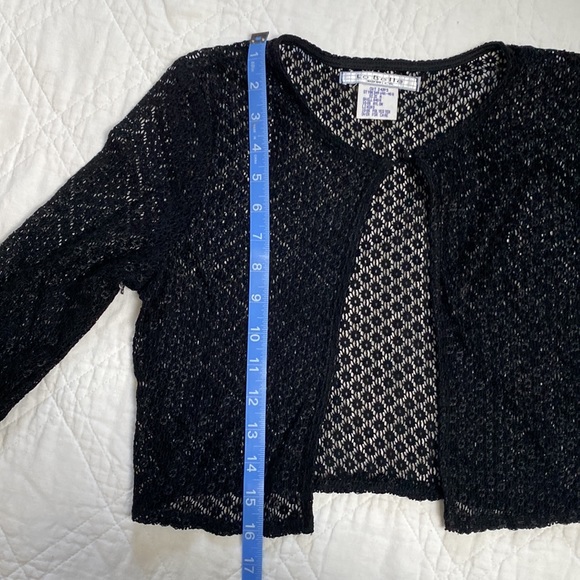 Cropped crochet cardigan - Picture 5 of 6